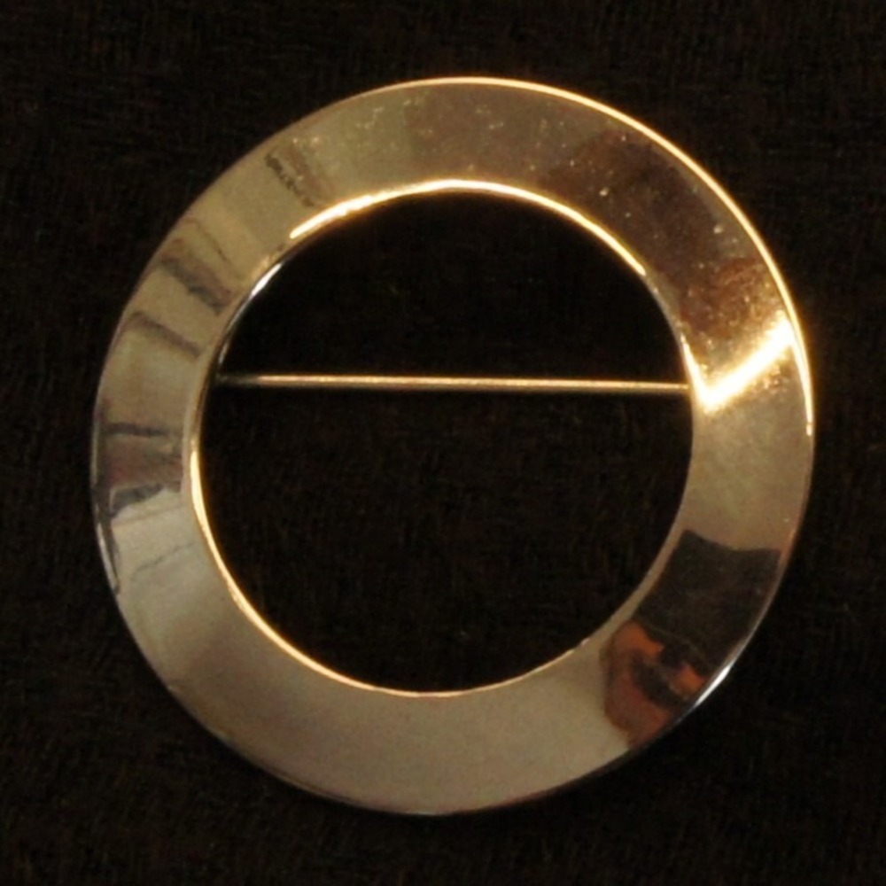 Circle Brooch Silver‎ Tone Minimalist Open Hoop Pin